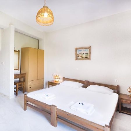 Studios Margarita Petalídhion Dış mekan fotoğraf